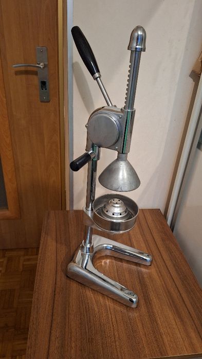 Wyciskarka do cytrusów.