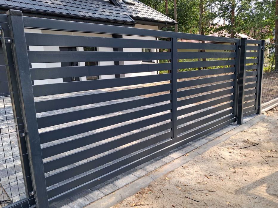 Brama przesuwna palisadowa 400x150