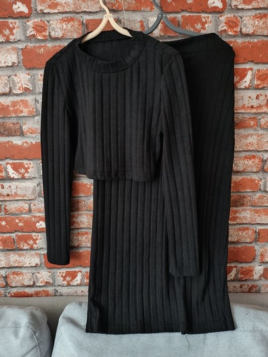 Komplet top i spódnica