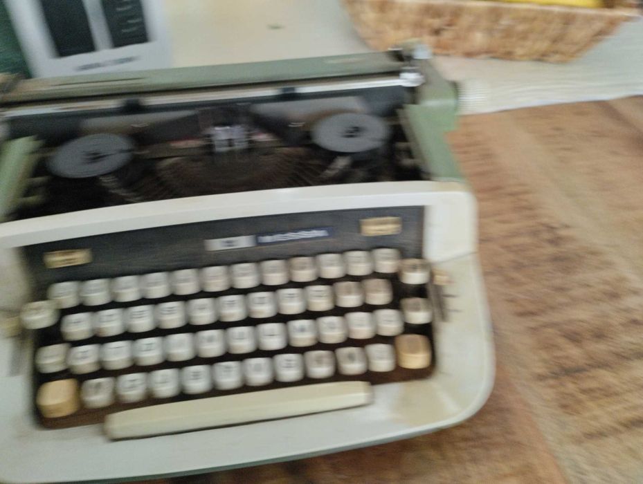 Máquina de escrever antiga