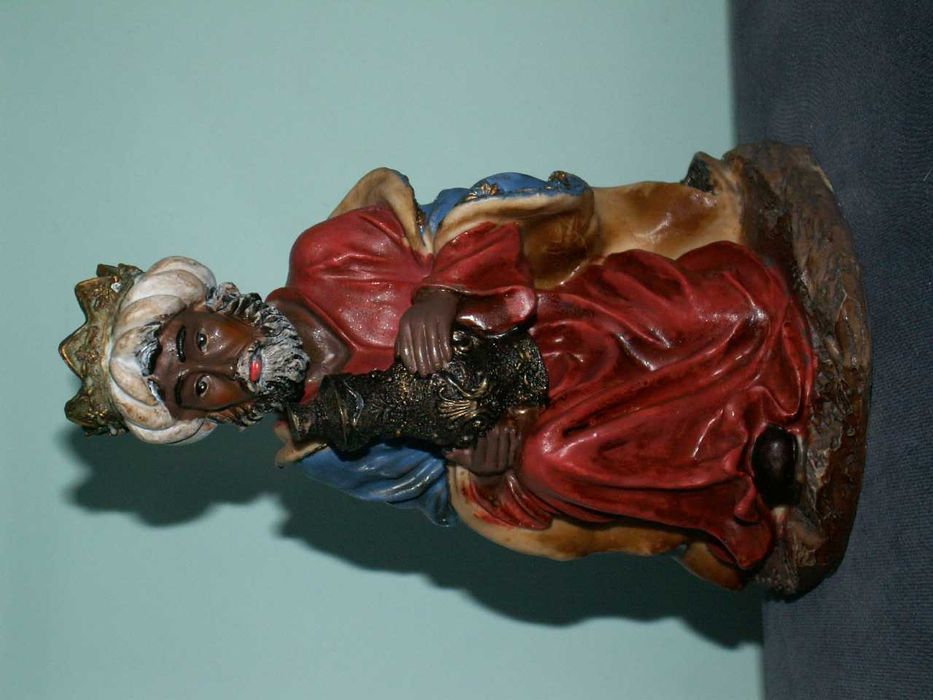 Król murzyn klęczący do szopki  do figur 33 cm - Szopka - Stajenka