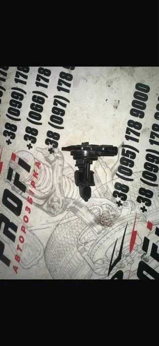 Витрати повітря вімітратомітр Toyota Hilux 2016-2024р.в. В наявності