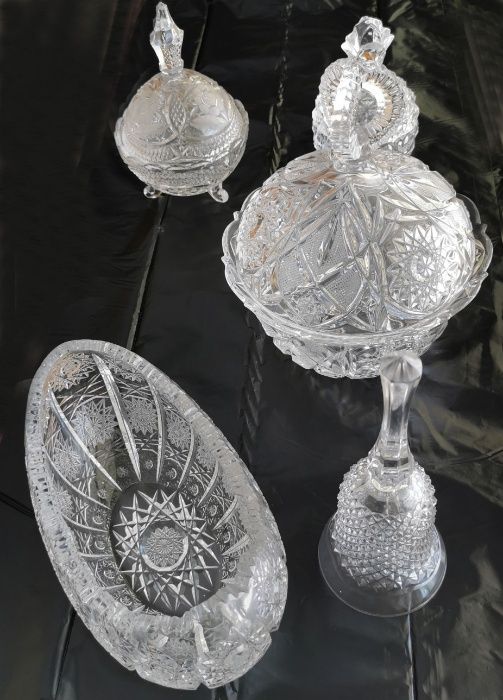 Conjunto de Peças em Cristal