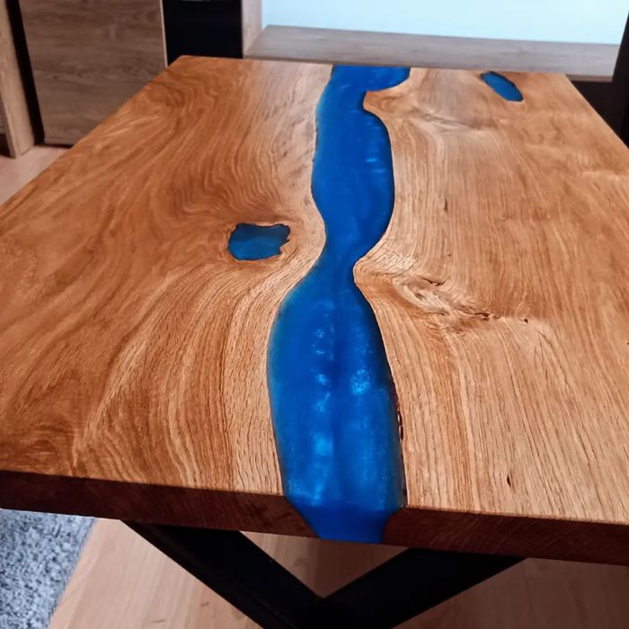 Stolik kawowy stół z litego drewna żywica epoksydowa dąb