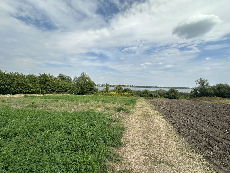 Продад будинка Черврне Заріччя приватний вихід до води озеро Супій