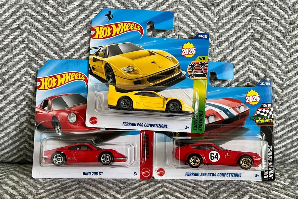 Модель Hot Wheels Ferrari Dino 206 GT