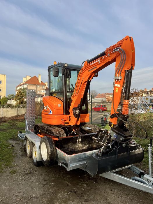 Uslugi minikoparką 2,7t  łyżki/młot/wiertnica   Wynajem z operatorem