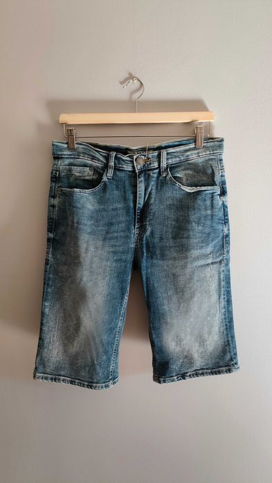 Krótkie spodenki jeansowe - M