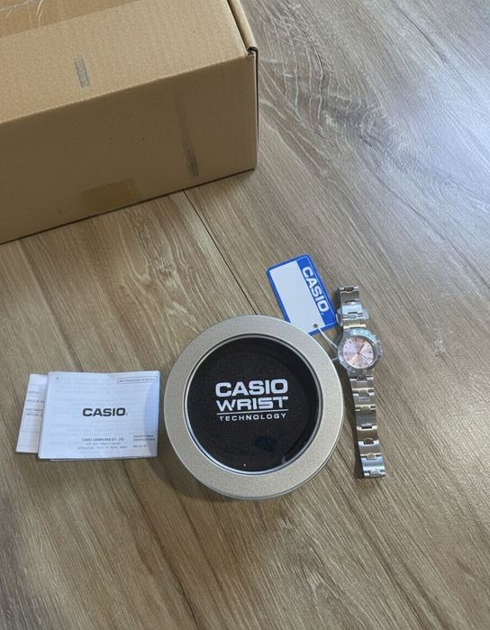 Часи casio жіночі