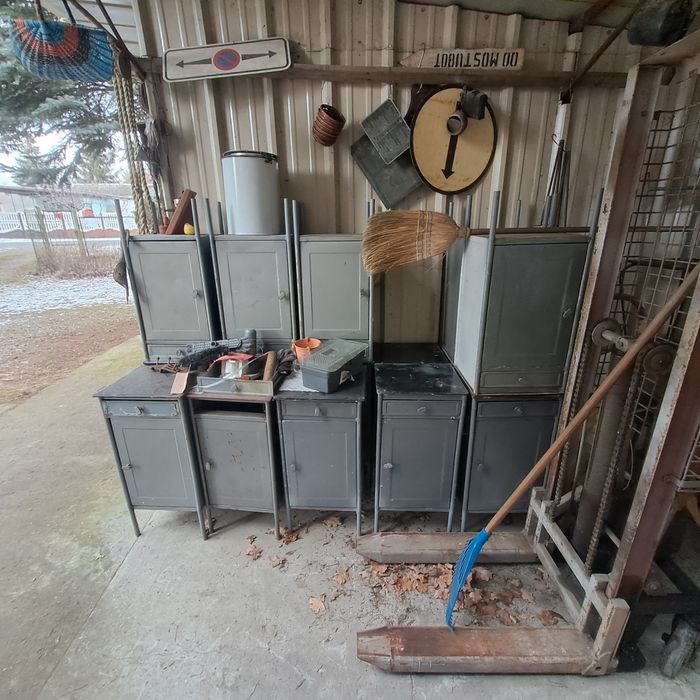 Szafka metalowa z demobilu