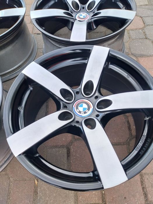 Felgi Aluminiowe BMW 17" 5x120 8J ET30