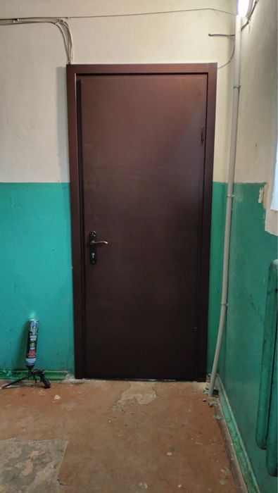 Металеві технічні двері в склад гараж кладову магазин та тамбур