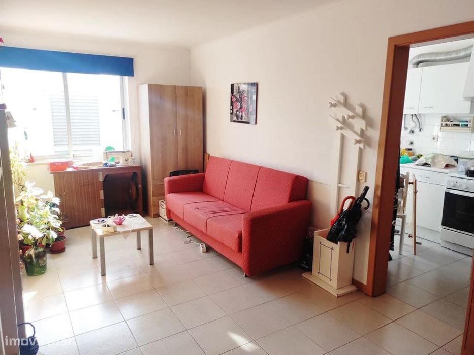T1 Casal São Brás — Mina De Água, Lisboa