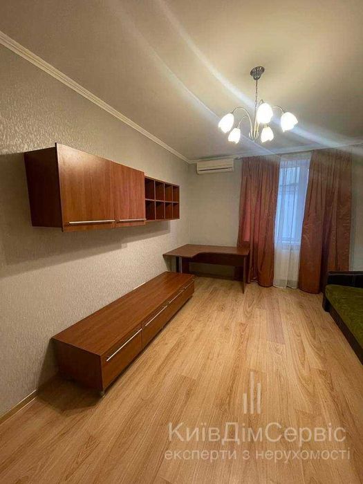 Оренда 4 кімнатної квартира Почайнинська 25/49 Поділ Контрактова Площа