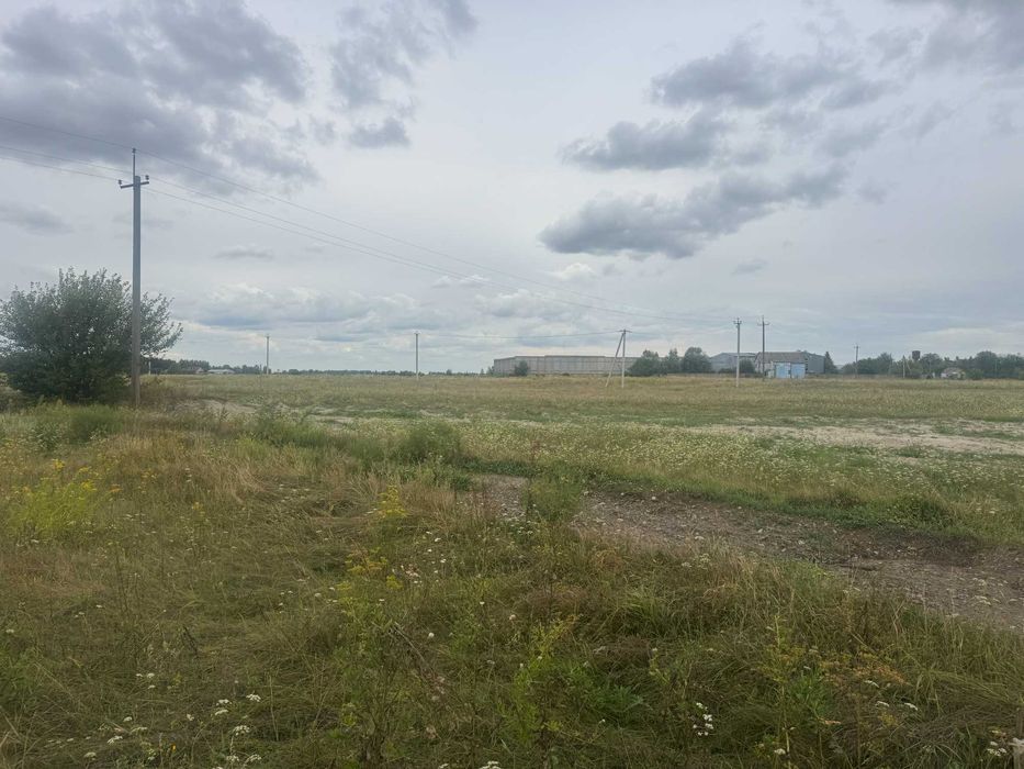 Продам 16 соток, під забудову, с. Гоголів