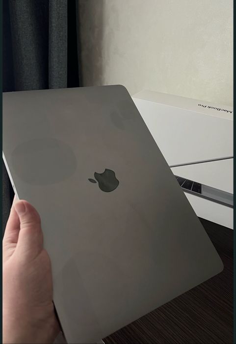 MacBook Pro “13”2019