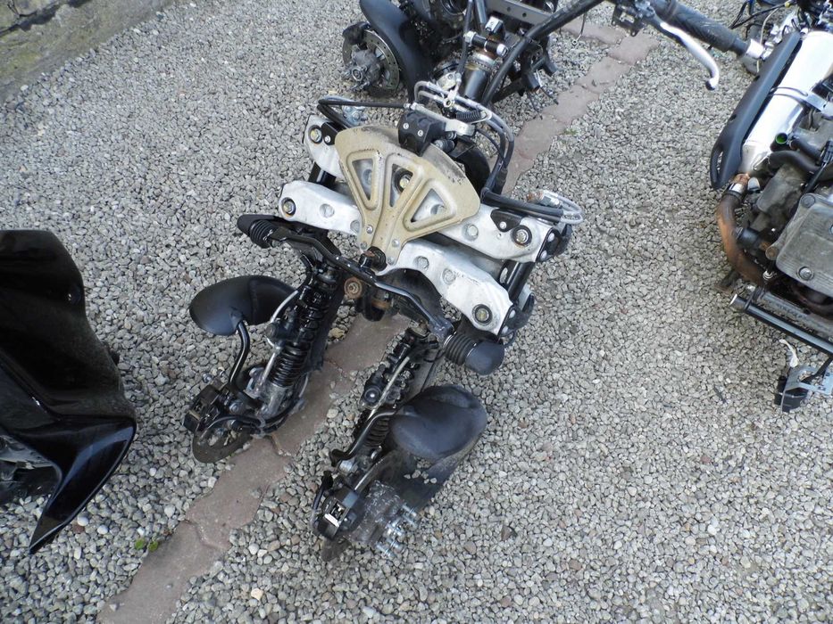 PIAGGIO MP3 125 LAGI sztyca zawieszenie przód komplet