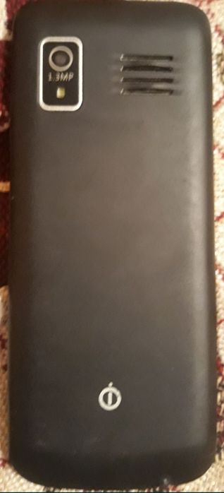 Продам телефон Nomi