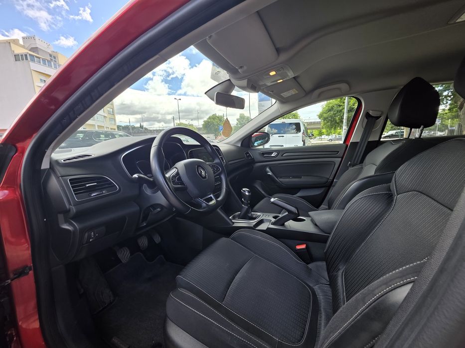 Renault Megane 1.5 | 154 mil kms | Diesel Sport Tourer 2019