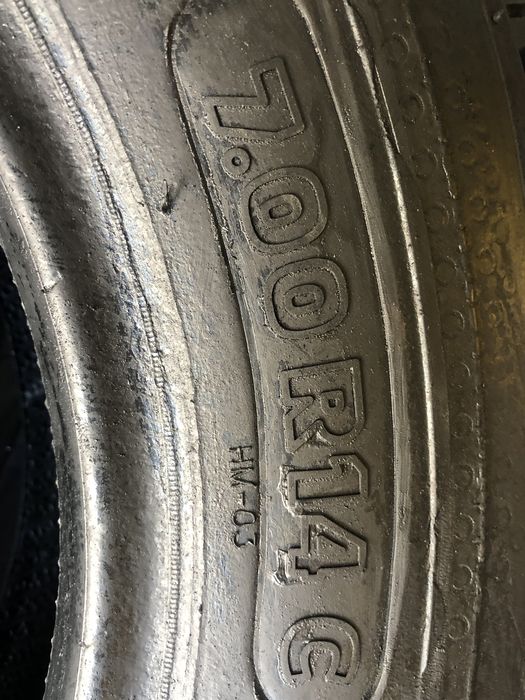 Pneus 700-14 para pick-up