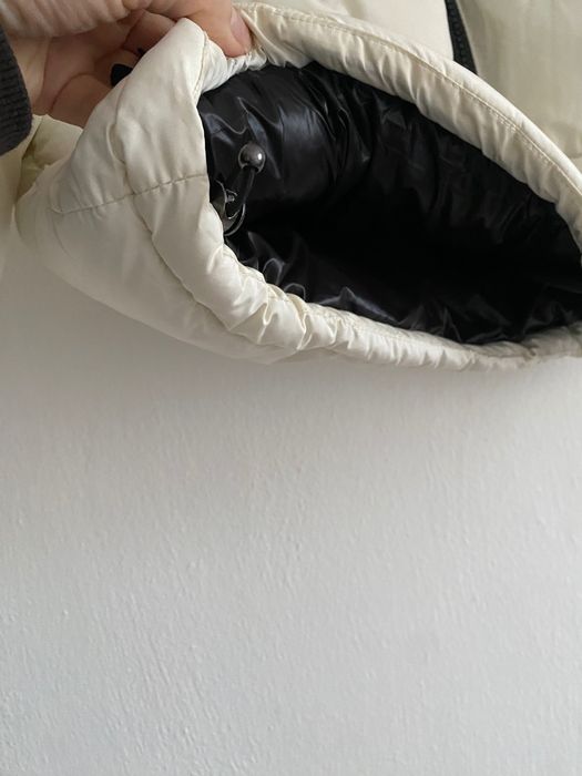 Демісезонна куртка, р.М