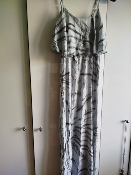 Szara sukienka na ramiączka boho we wzór Urban Love S 36