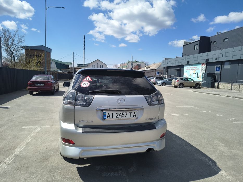 Продаємо Lexus   RX 300