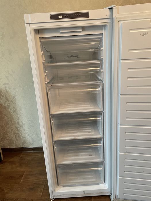 Морозильна камера vestfrost