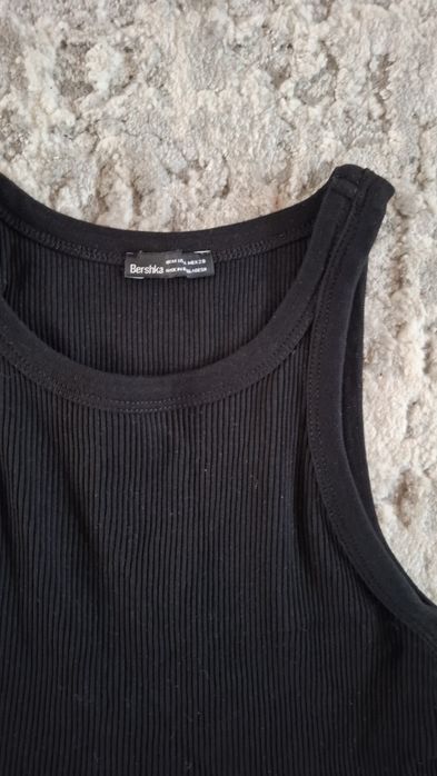 Czarny top Bershka M bawełna