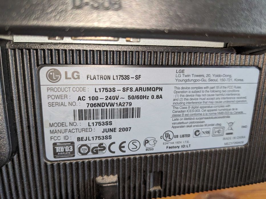 Монитор Lg Flatron 17"