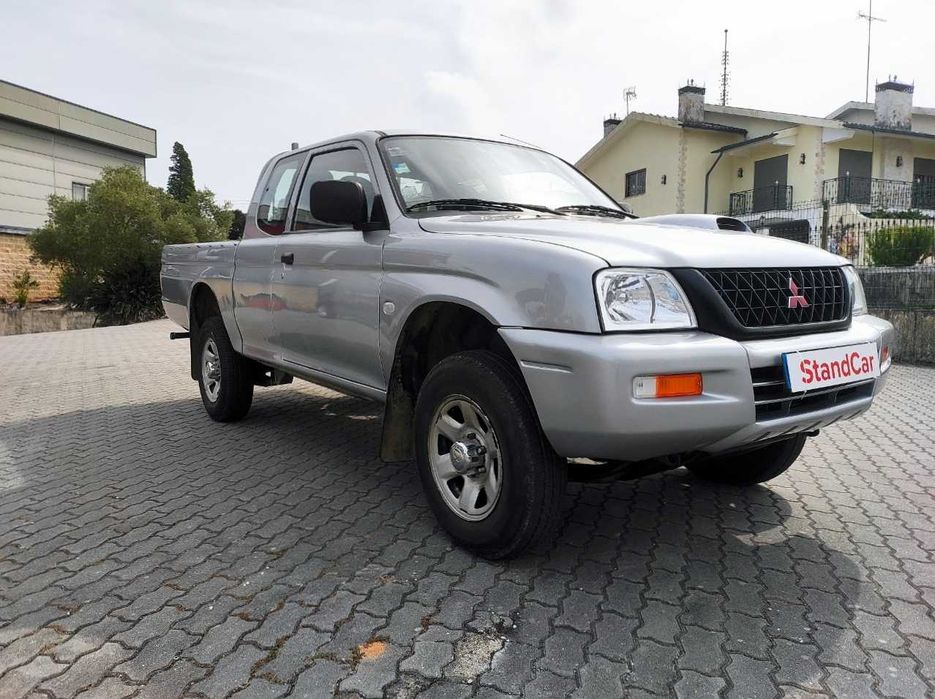 Mitsubishi L200 4x4 cabine Extra 180MIL KM
