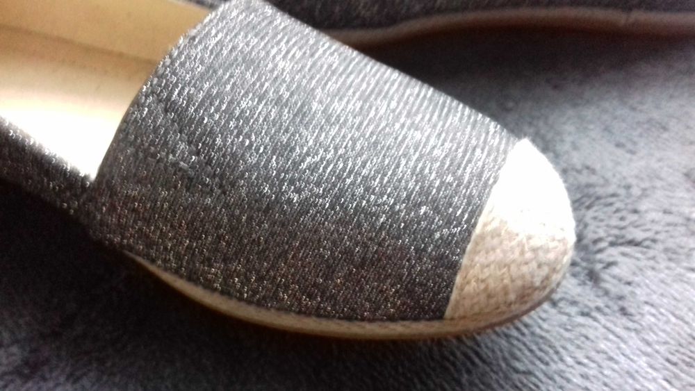 baleriny szare błyszczące roz. 40