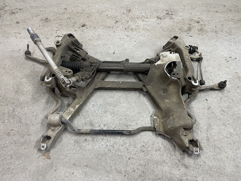 Підрамник-рейка все взборі е39 bmw