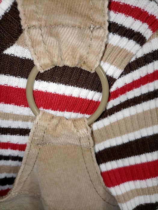 Saia de peito com camisola