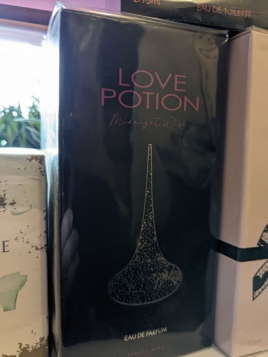 Парфумована вода Oriflame