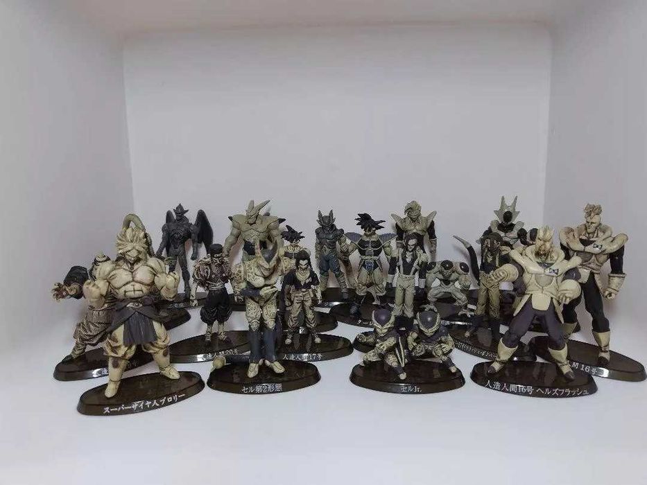 DBZ Soul OF Hyper Figuration 19 peças  monocromáticas usadas