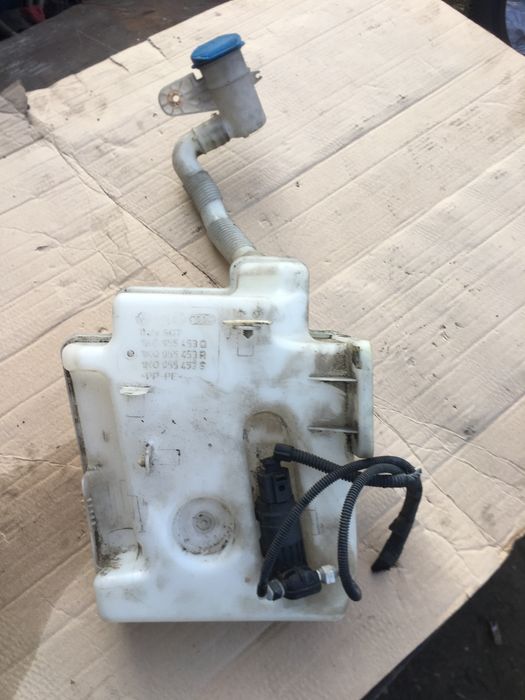 Zbiorniczek spryskiwaczy vw caddy 3