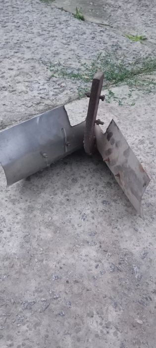 Плуг саморобний ( в хорошому стані)