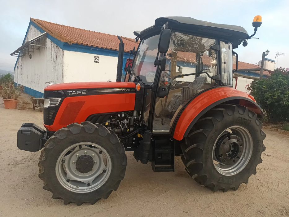 Venda de tractores novos de 20HP a 75HP marca TAFE