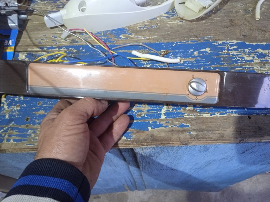 Верхня панель холодильника Індезіт