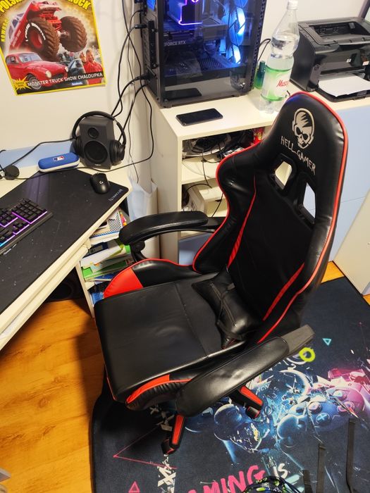 Zestaw mebli młodzieżowych super stan .