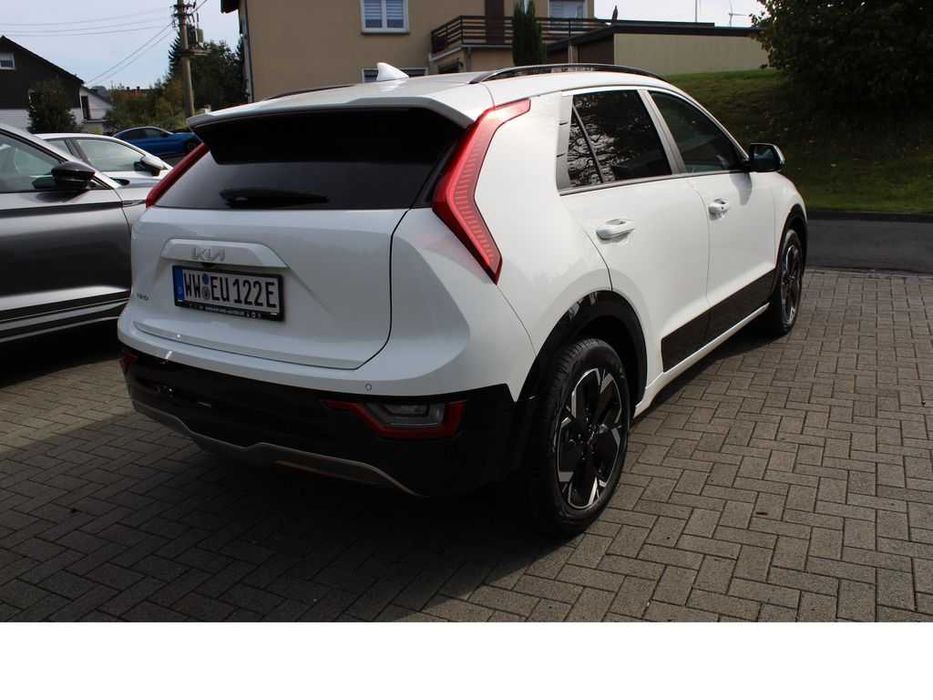 Разборка KIA Sportage Niro бампер капот крило фара панель радиатор