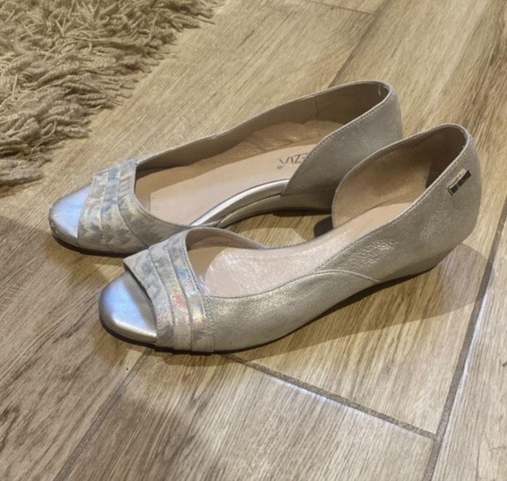 Eleganckie skórzane baleriny Venezia numer 37