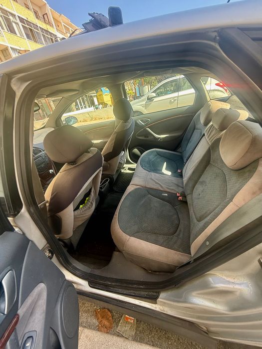 Citroën C5 Gasolina | Ano 2004 | 237.000 km | Suspensão hidráulica regulável