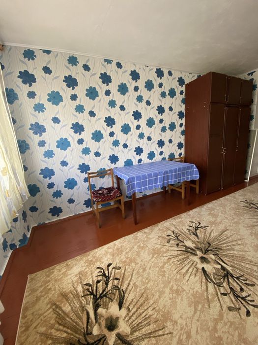 Продам малосімейку в районі автопарку. Свіжий косметичний ремонт.