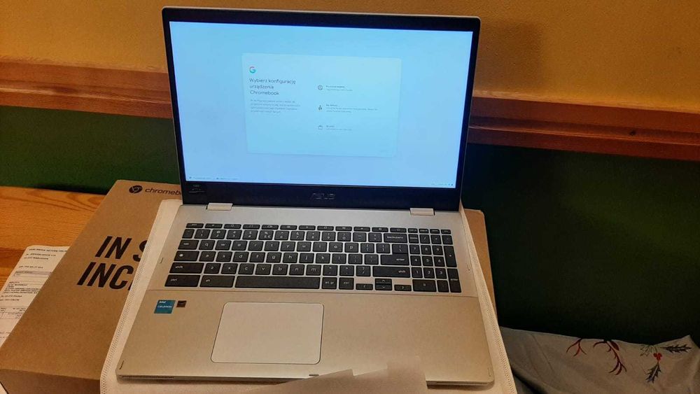 Nowy Chromebook Asus cx1500ck n400/8GB/12GB/15,6"