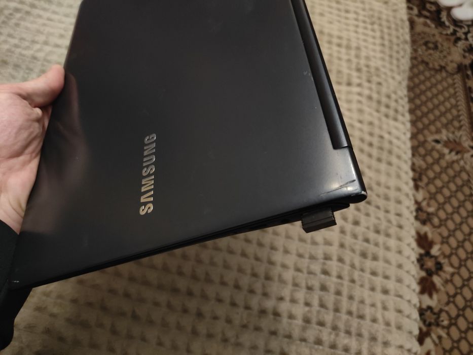 Ноутбук Samsung NP900X3G (13.3", i5, 8gb ОЗУ, win 10)кирилиця, підсвіт