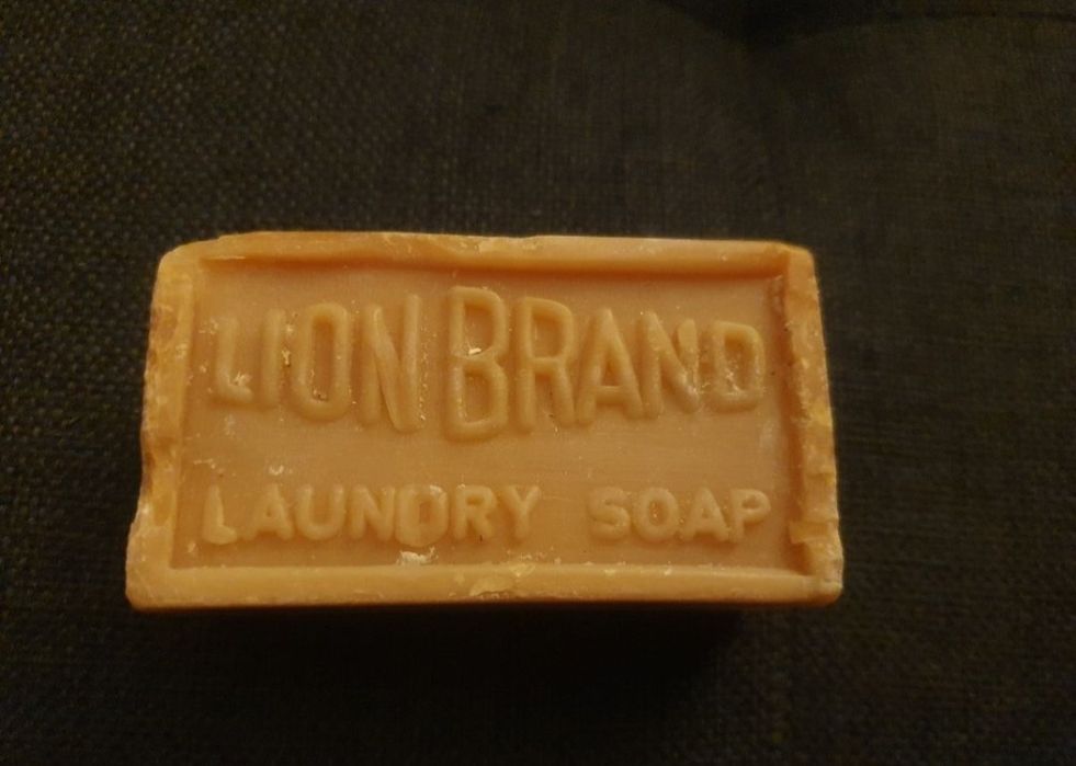 Stare mydło kolekcjonerskie Lion Brand