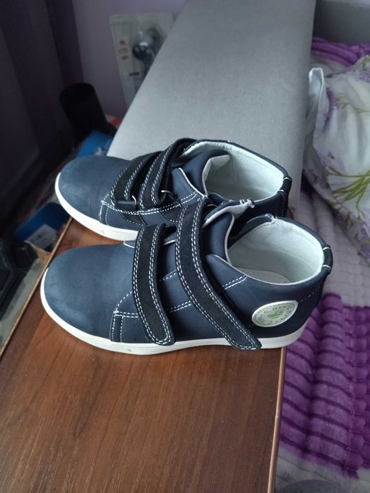 Весняне дитяче взуття