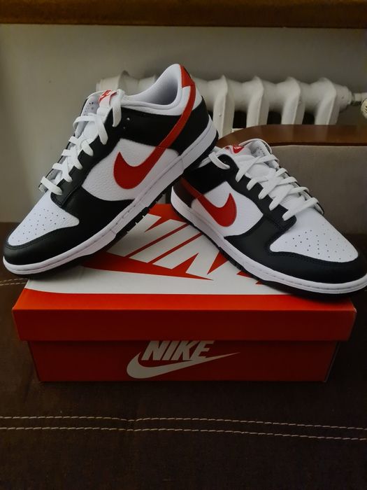Nike Dunk Low Red Swoosh Panda